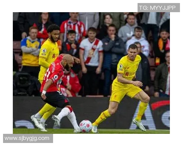 利物浦与巴萨激战成平局比分揭晓引发球迷热议